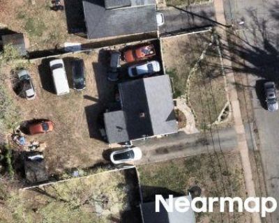 3 Bed 1 Bath Preforeclosure Property in East Hartford, CT 06118 - Bedford Ave