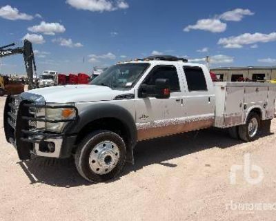 2012 Ford Super Duty F-550 DRW Chassis Cab