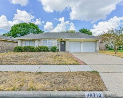 Sky Blue Ln, Houston, Home For Rent