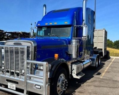 2007 Freightliner FLD132 Classic XL