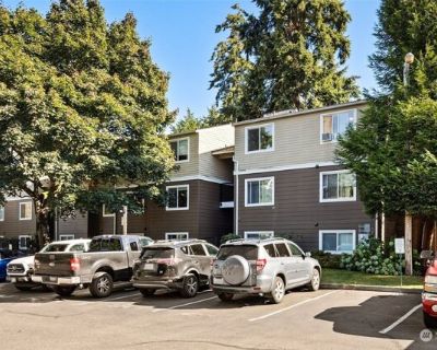 Cady Rd Apt H, Everett, Condo For Rent