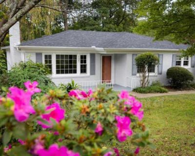 3 Bedroom 2BA 0 ft Apartment For Rent in Greenville, SC