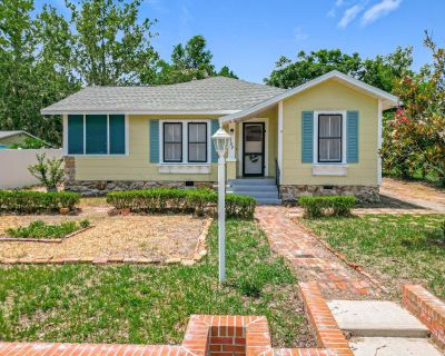 3 Bedroom 2BA 1712 ft Single Family Home For Sale in LEESBURG, FL