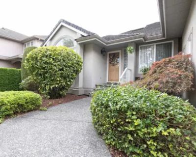 3 Bedroom 1991 ft House For Rent in Langley, BC