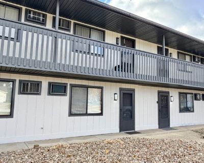 1360 Melanie 5. Property for Rent in Uniontown, OH for $950 with 1 bedroom and 1 full bath. This property was built in 1980 on a lot size of 2.16.. Free Heat! First floor spacious one bedroom one bath apartment in Green! Very nicely updated kitchen and bath. Newer carpet and paint. Excellent closet space. Private patio off the bedroom. Heat and water included in rent! Dont miss it! All adult oc...