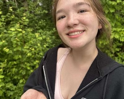 Izzi - Needs an Apartment on iROOMit or a Room