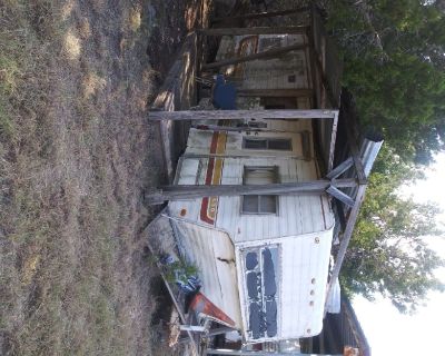 Free travel trailers (3)