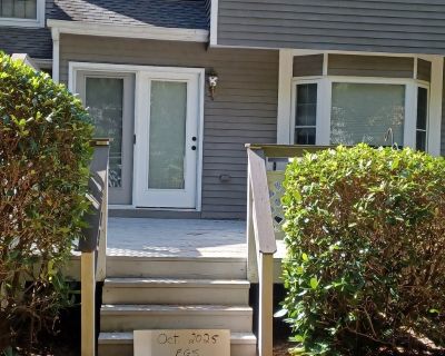 2 Bedroom 2BA 1254 ft Condo For Sale in Bristol, CT