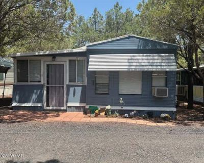 1 Bedroom 1BA 800 ft Furnished Manufactured Home For Sale in SHOW LOW, AZ