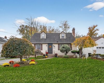 4 Bedroom 1BA Single Family Home For Sale in Scotch Plains Twp., NJ