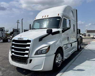2019 Freightliner CASCADIA 126