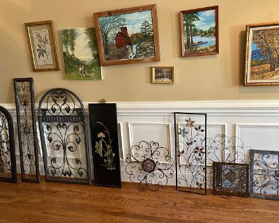 Huge Estate Dale Inside the house and garage