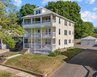 2 Bedroom 1BA 1100 ft Apartment For Rent in Bristol, CT