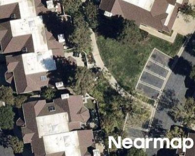 3 Bed 3 Bath Preforeclosure Property in Woodland Hills, CA 91367 - Oxnard St Apt 40