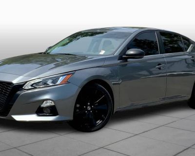 Used 2022 Nissan Altima SR