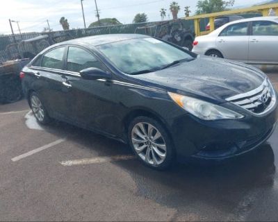 Salvage Black 2012 Hyundai Sonata Se