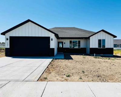 3 Bedroom 2BA 1476 ft Single Family Home For Sale in RUPERT, ID
