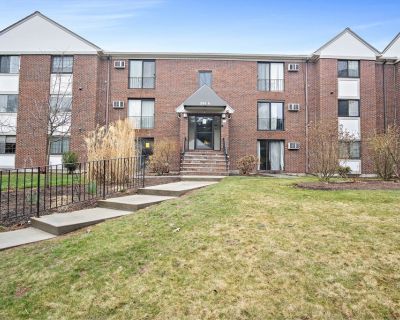 1 Bedroom 1BA 770 ft Condo For Sale in Acton, MA