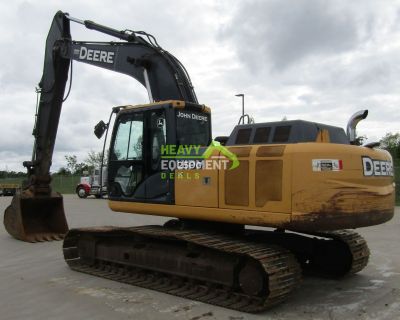 Crawler excavator John Deere 250G LC