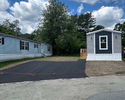 2 Bedroom 2BA 980 ft Mobile Home For Sale in Tewksbury, MA