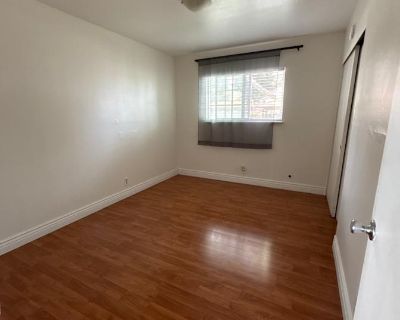 Private room with shared bathroom in an apartment, Santa Clara, CA 95050