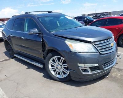 Salvage Gray 2014 Chevrolet Traverse 1lt