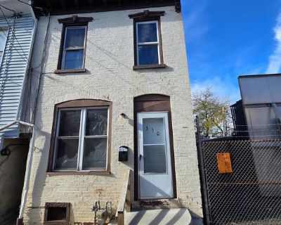 330 Moss Street. Property for Rent in Reading, PA for $1,400 with 3 bedrooms and 1 full bath. This 1,154 square foot property was built in 1900 on a lot size of 0.03.. Hello! and welcome to 330 moss Street. This home has 3 private bedrooms and 1 bathroom home that is fully renovated, and is ready for you to move in! It has a new kitchen, new bathroom and new flooring, new electric, all througho...