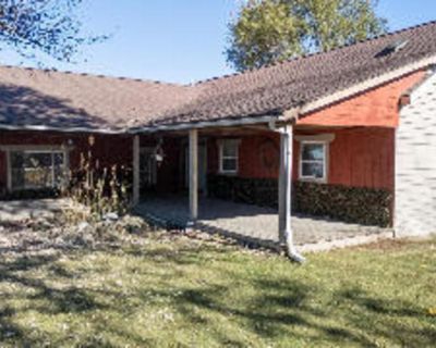 Live & Online Min. Bid $179,900 Real Estate Auction - 9015 Seaman Rd. Curtice, OH 43412 - Auction Date: Tues., Nov. 18th at 5:30 - Open House: Sun., Nov. 9th from Noon-3pm - 2.25 Acre 4 Bedroom Retreat with Outbuilding. As published in The Blade.