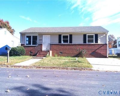3 Bedroom 1BA 1003 ft Single Family Home For Sale in HOPEWELL, VA