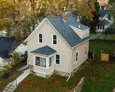 3 Bedroom 1BA 967 ft Single Family Home For Sale in RED WING, MN