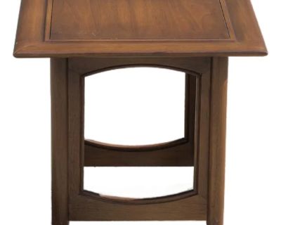 Hekman Mid-Century Walnut Side Table