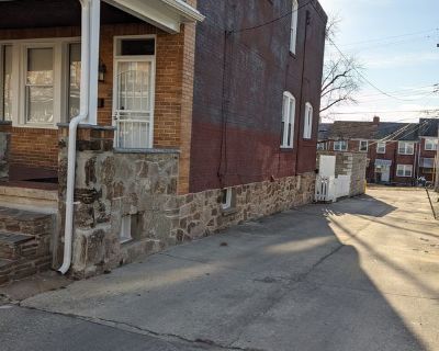 Ben (Has a Townhouse). Room in the 1 Bedroom 1BA House For Rent in Baltimore, MD
