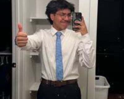 $800 /month. Age: 21 * Smoker?: No * Any pets?: No * Occupation: Student * University: Grand Canyon University * Interests: music, working out, swimming, board games, meeting new people, rock climbing, volleyball, bowling, partying, tattoos, thrifting, weightlifting * Gender: Male. Non-smoking room preferred. Pets are fine. Males preferred. Age preference: 18 - 27. Looking in: Phoenix , Tempe. ...