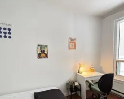 301 sqft Room for Rent in Montreal, QC