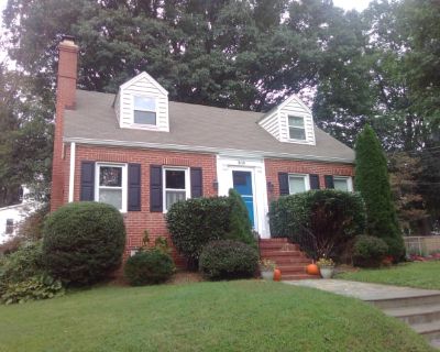 4 Bedroom 2.5BA 1700 ft Pet-Friendly House For Rent in Silver Spring, MD