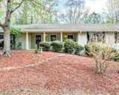 3 Bedroom 3BA 1672 ft² House For Rent in Oakwood, GA 4684 Ben Hill Dr