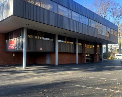 8118 Old York Road. Property for Rent in Elkins Park, PA for $18. This property was built in 1983 on a lot size of 0.88.. A professional office building with +/- 3,034 square feet available for lease. This building is served by an elevator and provides on-site parking. The lease rate is $18.00 and includes all common area maintenance as well as gas, electric and water. Located just feet from Ol...