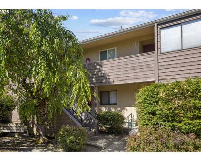 2 Bedroom 1BA 823 ft Condominium For Sale in PORTLAND, OR