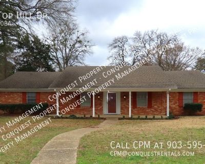 4 Bedroom 3BA 2056 ft Pet-Friendly Single-family home For Rent in Tyler, TX