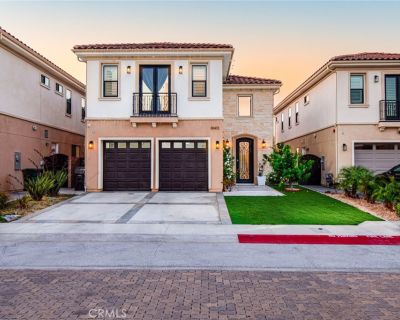 4 Bedroom 4BA 2280 ft Single Family House For Sale in Fountain Valley, CA