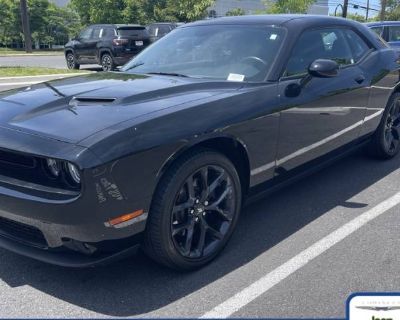 2021 Dodge Challenger SXT