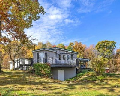 3 Bedroom 2BA Manufactured Home For Sale in PROSPECT, PA