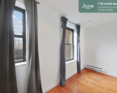 #785 Twin room in Upper West Side 3-bed / 1.0-bath apartment
