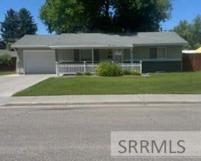 3 Bedroom 1BA 1210 ft Single Family Home For Sale in IDAHO FALLS, ID
