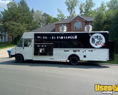 2013 Ford F59 All-Purpose Food Truck with New Engine