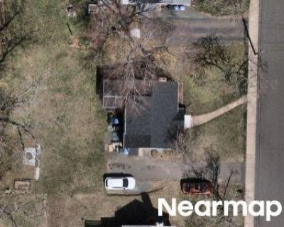 3 Bed 2 Bath Preforeclosure Property in Manchester, CT 06042 - Willard Rd