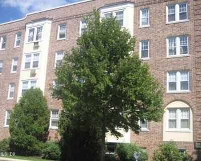 Mason St Apt E, Greenwich, Condo For Rent