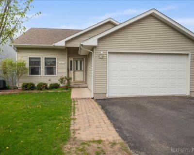 3 Bedroom 3BA 1450 ft Single Family House For Sale in Sycamore, IL