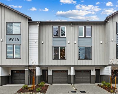 4 Bedroom 3BA 1880 ft Single Family House For Sale in Lynnwood, WA