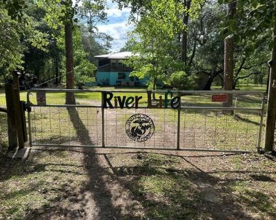 Se Highway,old Town, Home For Sale